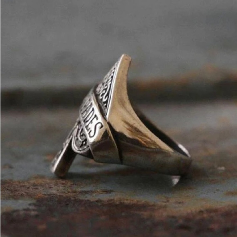 ACE OF SPADES POKER RING - Picture 4 of 5